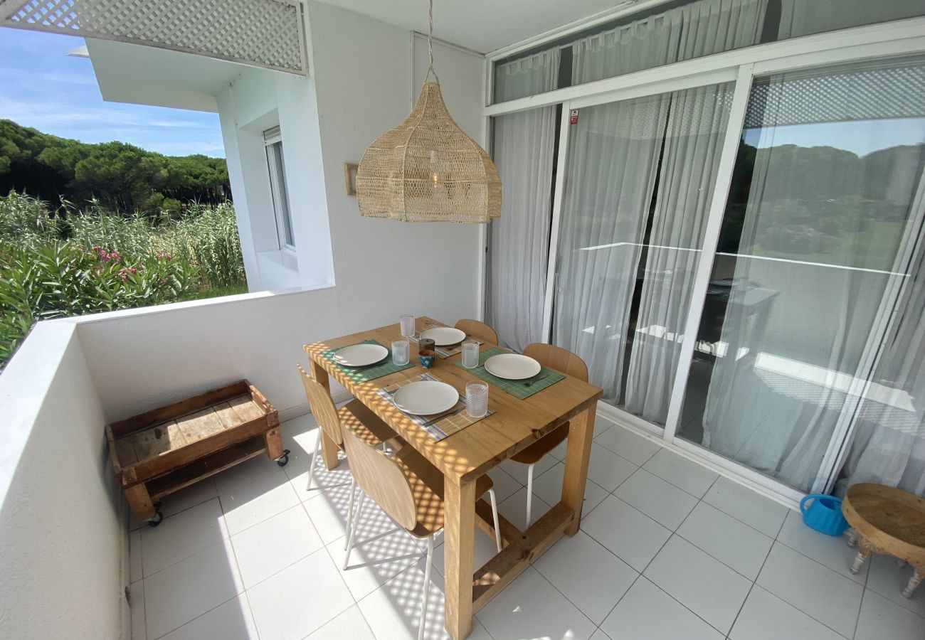 Appartement in Pals - Green Club Eagle 204 - Dicht bij het strand, zwembad en met parking