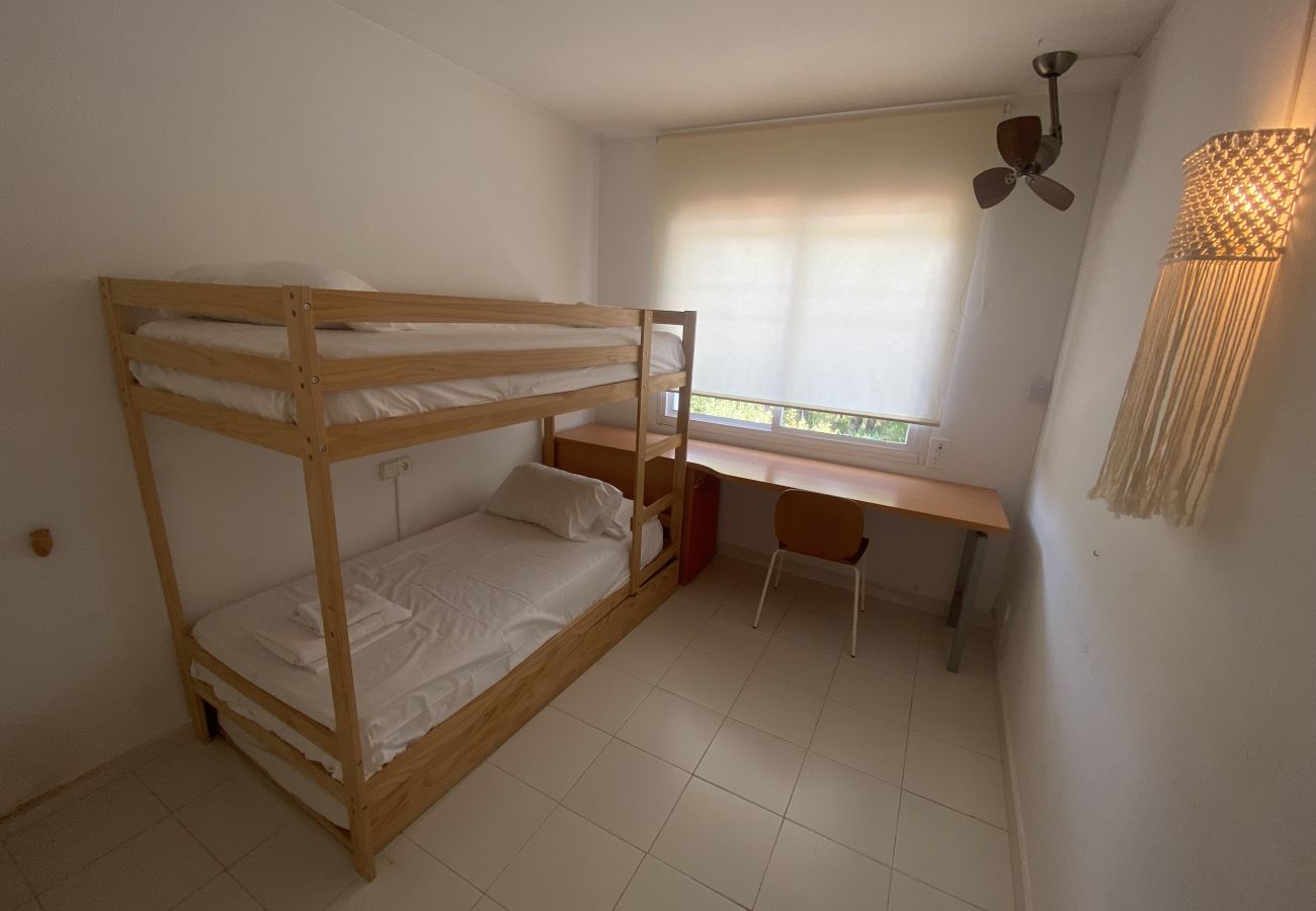 Appartement in Pals - Green Club Eagle 204 - Dicht bij het strand, zwembad en met parking