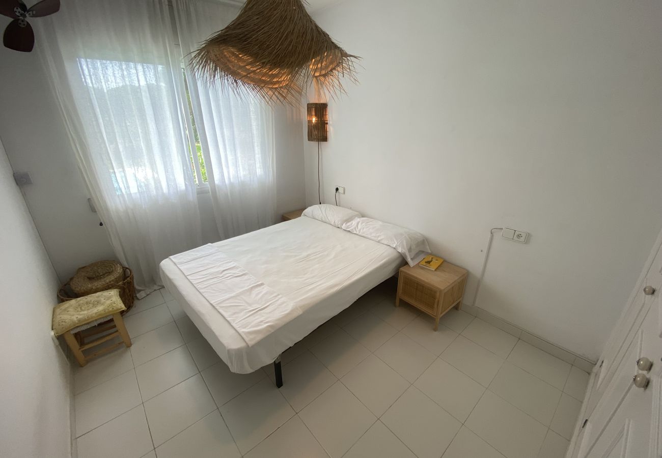 Appartement in Pals - Green Club Eagle 204 - Dicht bij het strand, zwembad en met parking