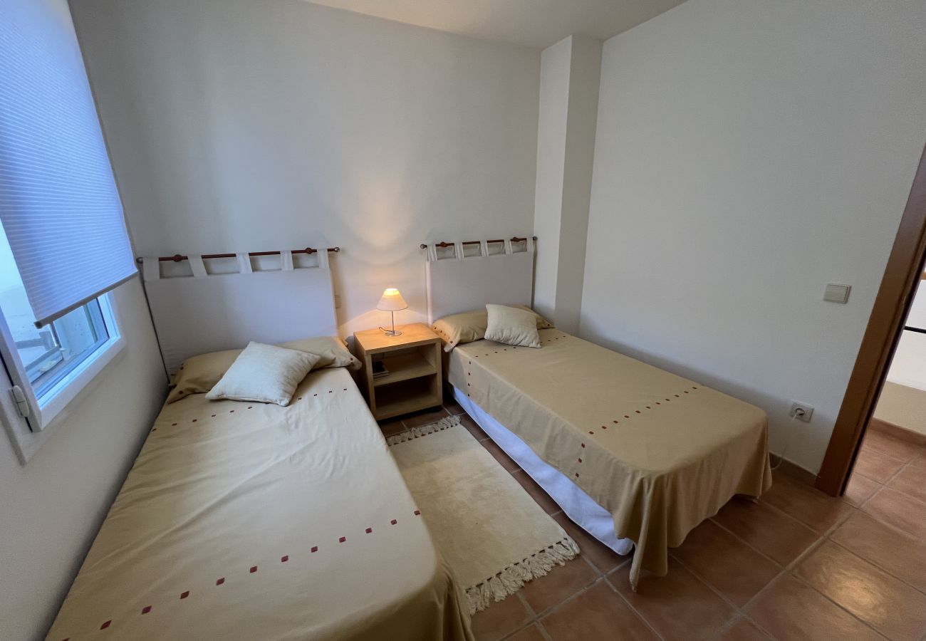 Huis in Torroella de Montgri - Daró 3D 03 Hoekhuis met airconditioning, zwembad en vlakbij het strand