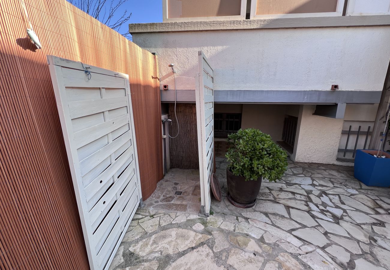 Huis in Torroella de Montgri - Casa Elena - 2 slaap- en 2 badkamers, tuin op begane grond