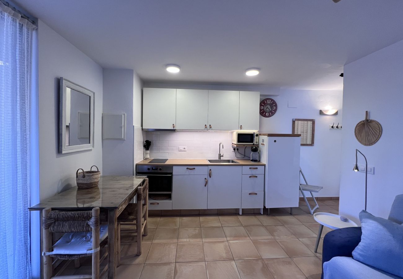 Huis in Torroella de Montgri - Casa Elena - 2 slaap- en 2 badkamers, tuin op begane grond