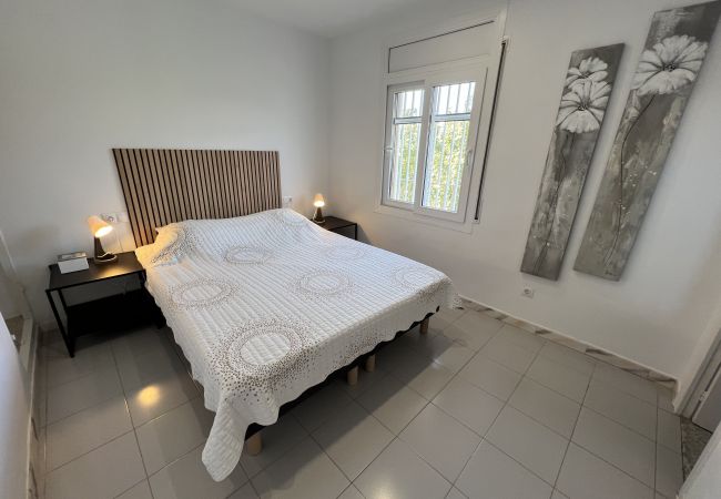 Apartamento en Torroella de Montgri - Mare Nostrum 3D 541 - Vistas a la playa, aire, renovado Apartamento en Torroella de Montgri - Mare Nostrum 3D 541 - Vistas a la playa, aire, renovado