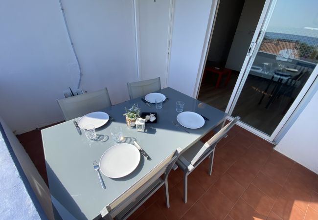 Apartamento en Torroella de Montgri - TER 31C - Renovado, vistas al mar, aire y con piscina Apartamento en Torroella de Montgri - TER 31C - Renovado, vistas al mar, aire y con piscina