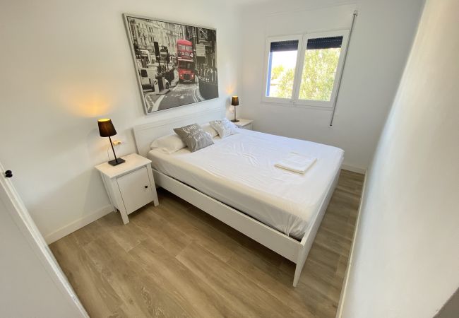 Apartamento en Torroella de Montgri - TER 31C - Renovado, vistas al mar, aire y con piscina Apartamento en Torroella de Montgri - TER 31C - Renovado, vistas al mar, aire y con piscina