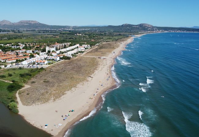 Casa en Torroella de Montgri - Daró 3D 77 - Aire, a 200m de la playa, renovado y con piscina
