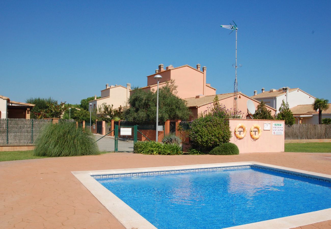 Casa en Torroella de Montgri - Daró 3DB 115 - A/C, piscina y a 300m de la playa