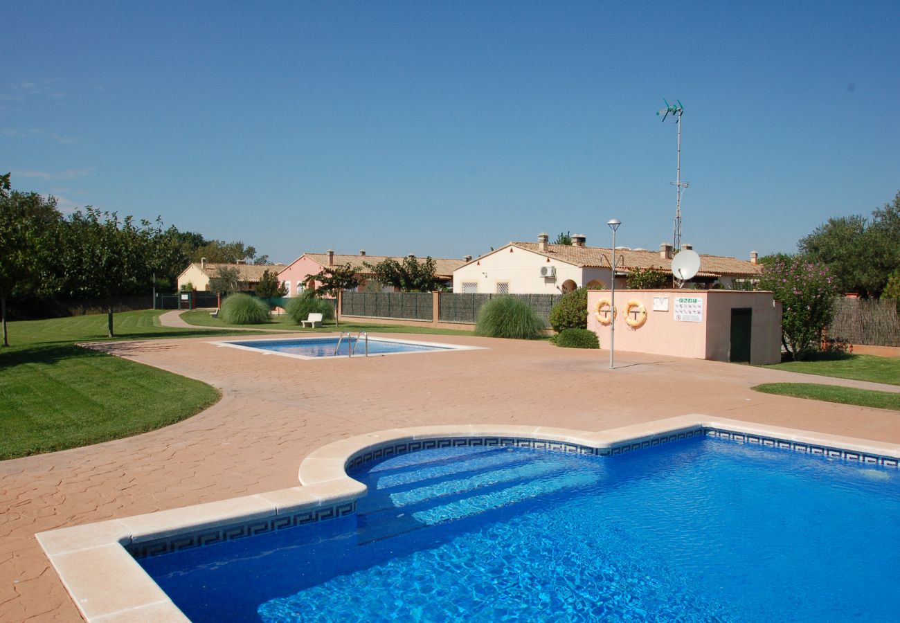 Casa en Torroella de Montgri - Daró 3DB 115 - A/C, piscina y a 300m de la playa