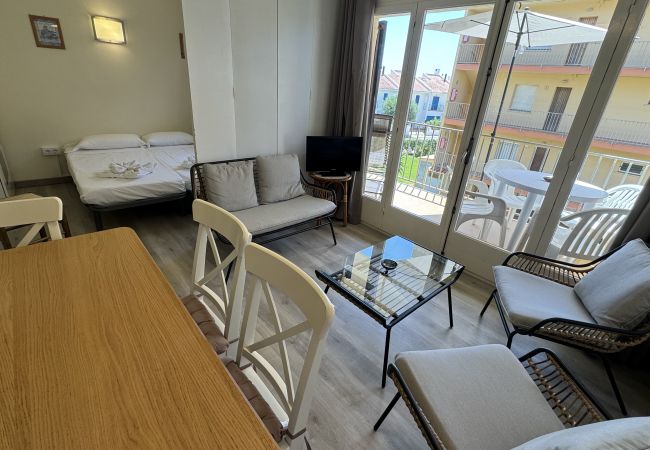 Apartamento en Torroella de Montgri - Mare Nostrum 323 - Modernizado, aire y cerca de la playa Apartamento en Torroella de Montgri - Mare Nostrum 323 - Modernizado, aire y cerca de la playa