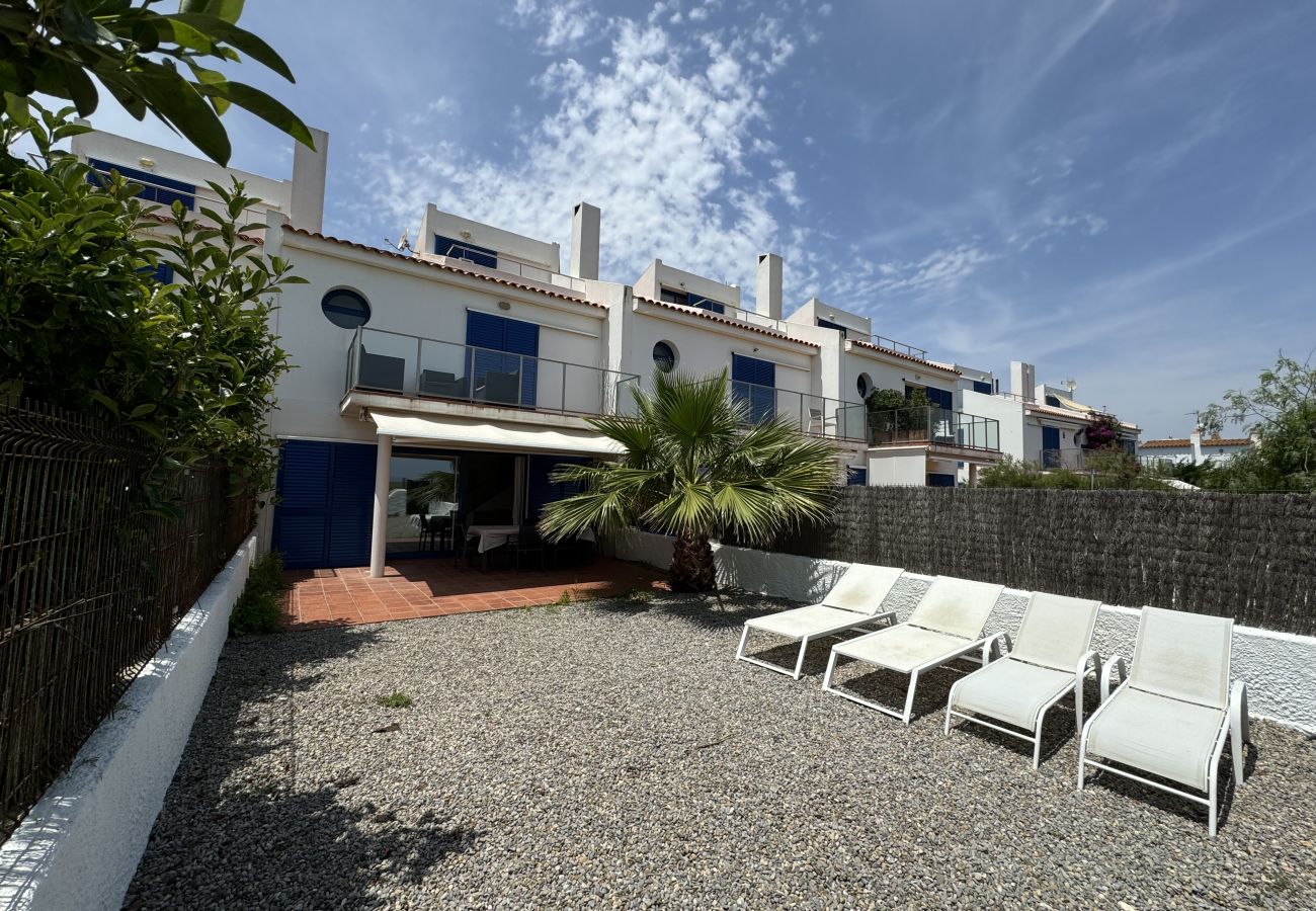Casa en Torroella de Montgri - Les Dunes 06 - A primera línea, aire y con piscina
