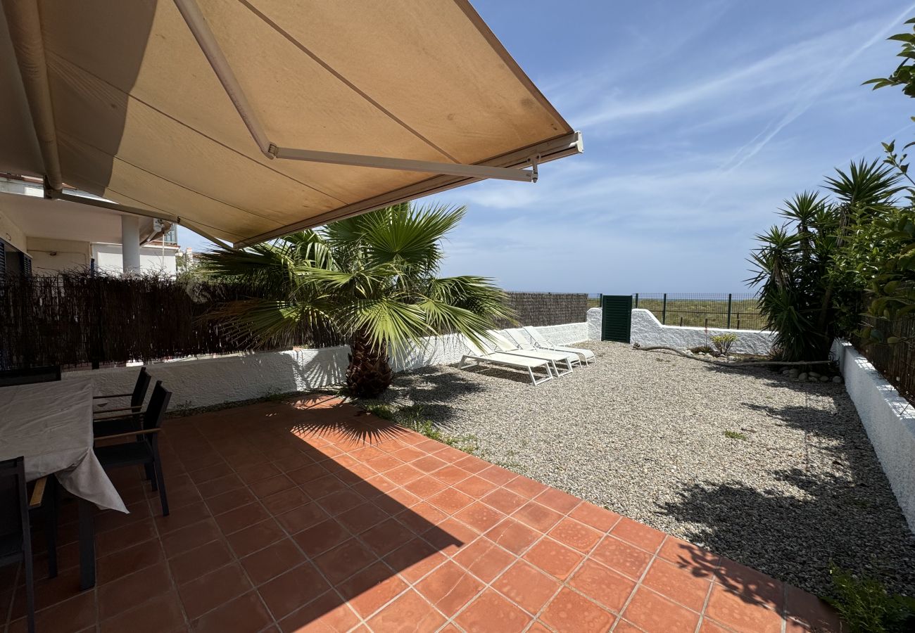Casa en Torroella de Montgri - Les Dunes 06 - A primera línea, aire y con piscina