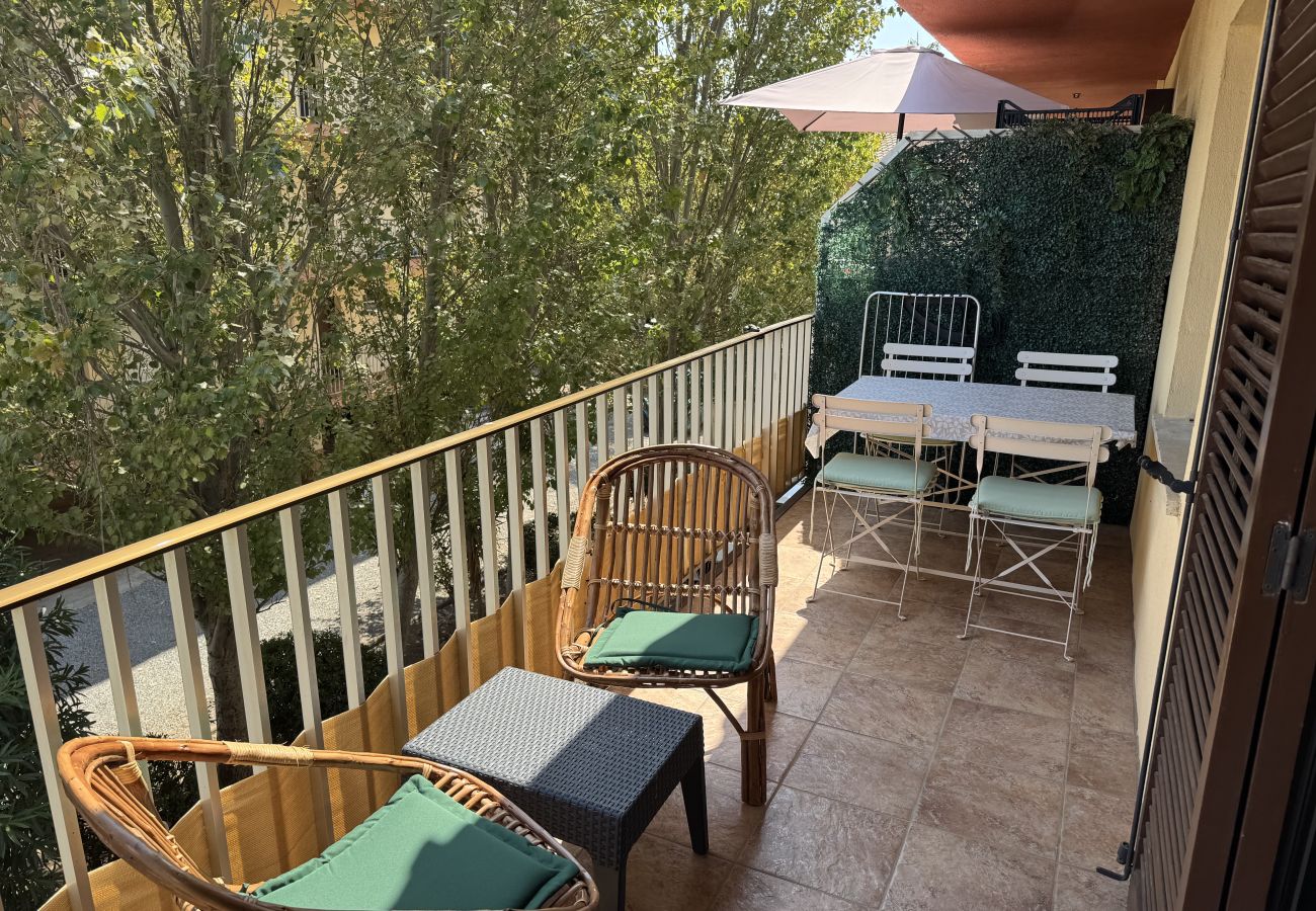 Apartamento en Torroella de Montgri - Mare Nostrum 622 - Renovado, 80m de la playa y con aire