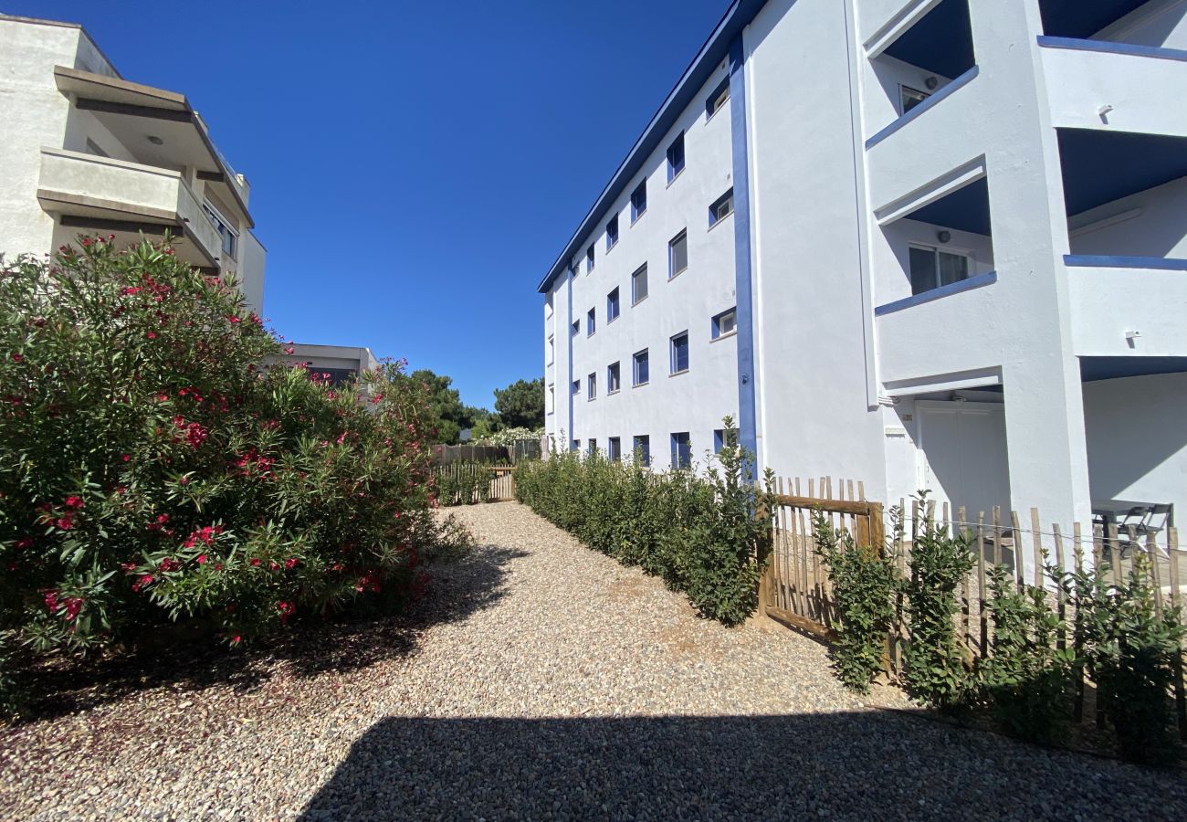 Apartamento en Torroella de Montgri - TER 22C - Renovado, aire, vistas al mar y con piscina