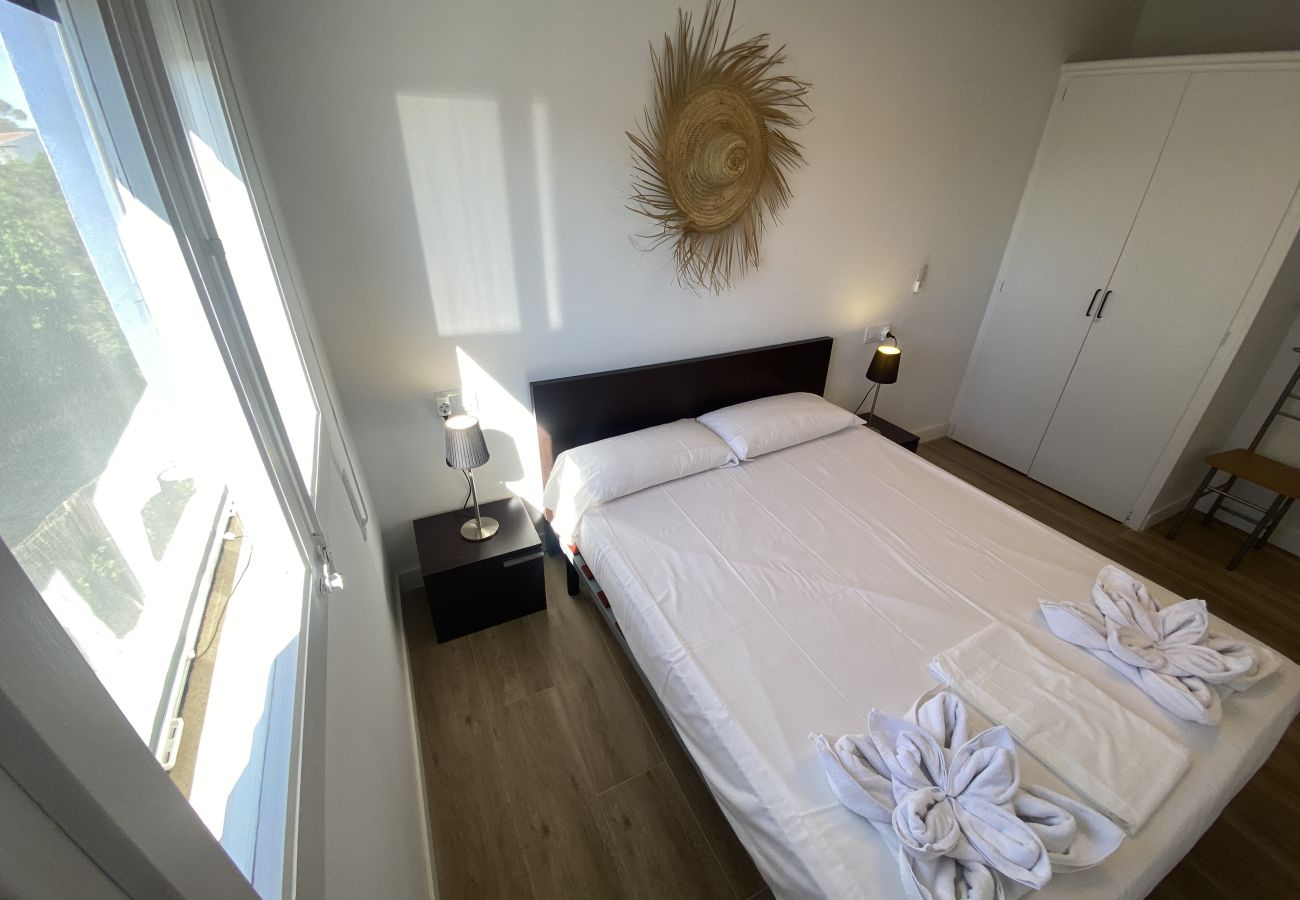 Apartamento en Torroella de Montgri - TER 22C - Renovado, aire, vistas al mar y con piscina
