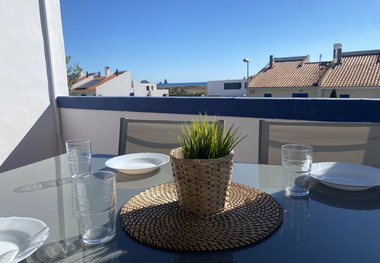 Apartamento en Torroella de Montgri - TER 22C - Renovado, aire, vistas al mar y con piscina