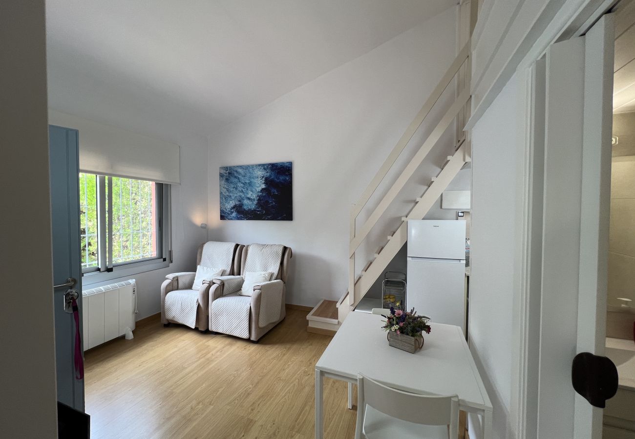 Casa adosada en Torroella de Montgri - Casa renovada con jarin privado, piscina comunitaria y parking 152