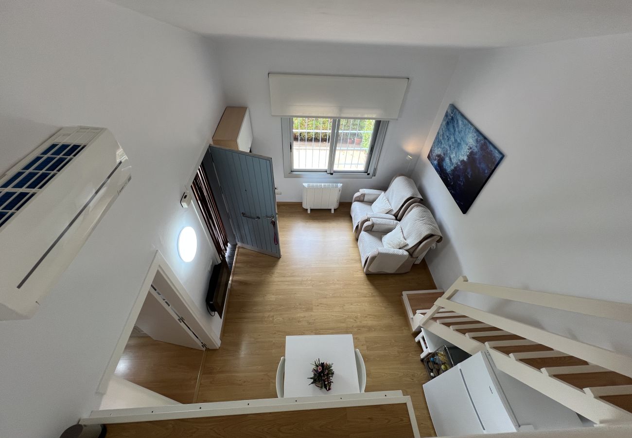 Casa adosada en Torroella de Montgri - Casa renovada con jarin privado, piscina comunitaria y parking 152