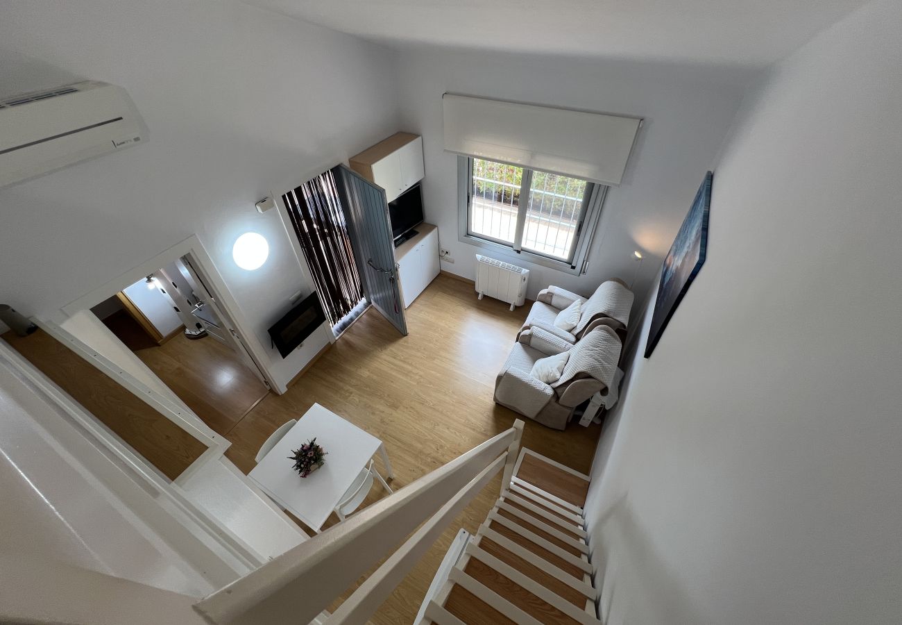 Casa adosada en Torroella de Montgri - Casa renovada con jarin privado, piscina comunitaria y parking 152