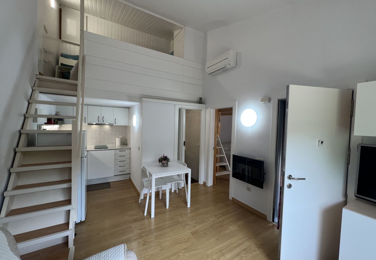 Casa adosada en Torroella de Montgri - Casa renovada con jarin privado, piscina comunitaria y parking 152