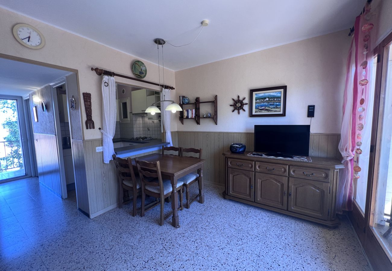 Apartamento en Torroella de Montgri - Mare Nostrum 334 - Apartamento con Parking y Terraza cerca de la Playa