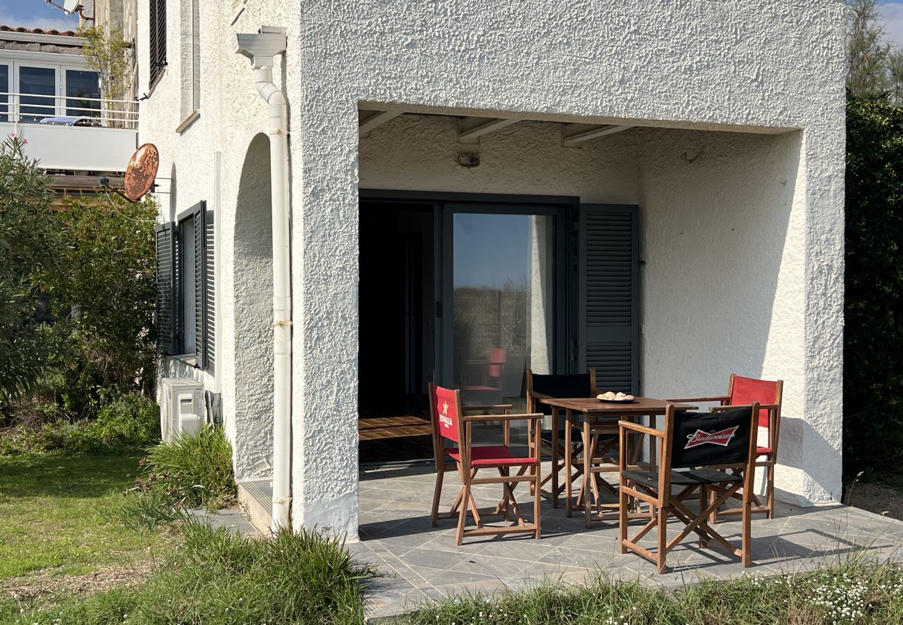 Apartamento en Torroella de Montgri - Primera linea de playa apartamento en planta baja
