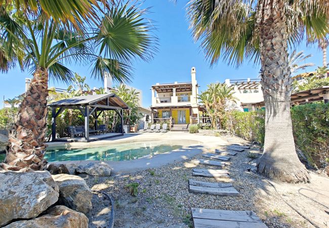 villa à Vera playa - PM - Accès direct à la plage avec piscine privée