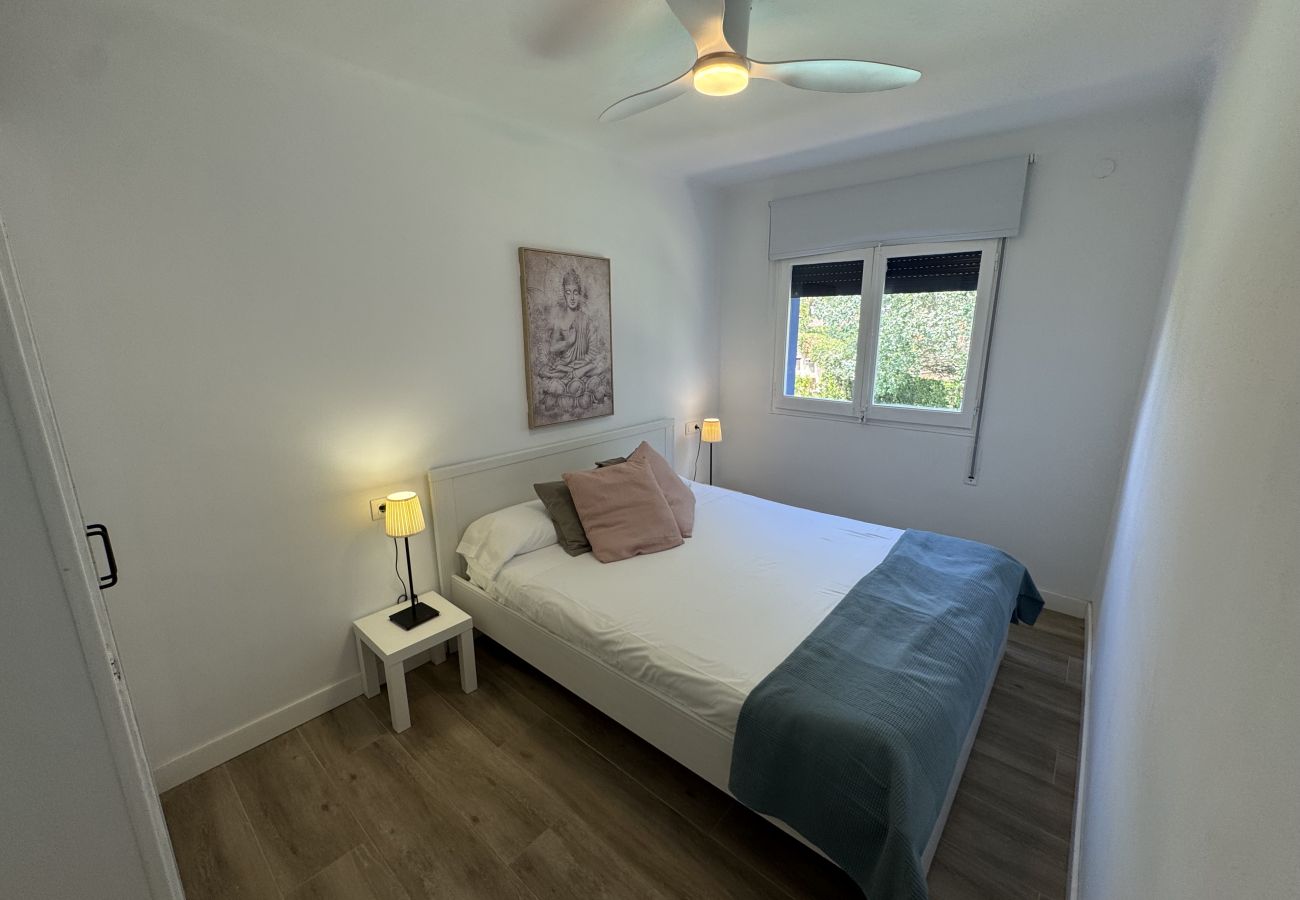 Appartement à Torroella de Montgri - TER 11C - rénové, 80m de la plage et avec piscine