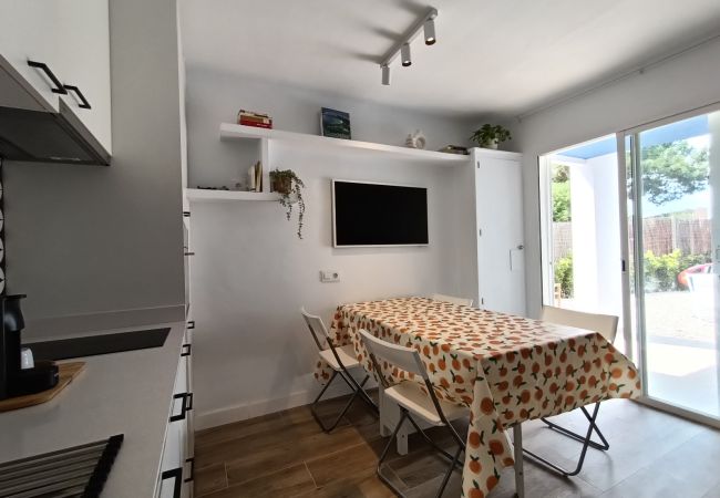 Appartement à Torroella de Montgri - B1D Rez-de-chaussée, jardin et piscine Appartement à Torroella de Montgri - B1D Rez-de-chaussée, jardin et piscine