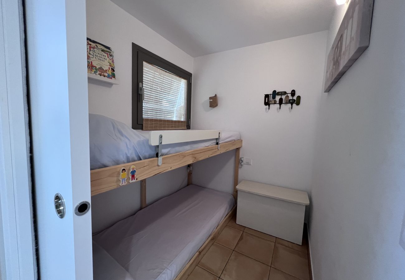 Maison à Torroella de Montgri - Casa Elena - 2 chambres, 2 salles de bains et jardin, rez-de-chaussée