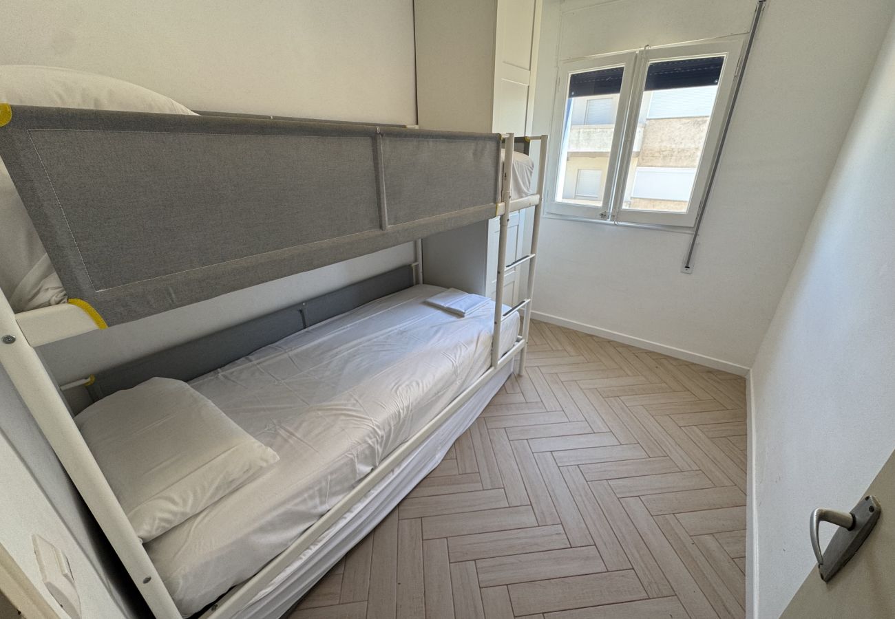 Appartement à Torroella de Montgri - 21D rénové, piscine commune et licence d'utilisation touristique