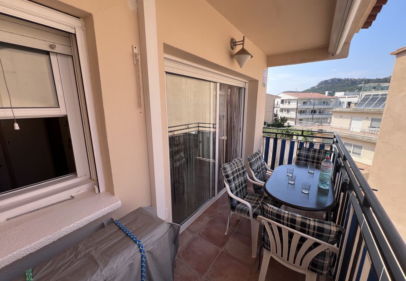 Appartement à Estartit - Appartement au deuxième étage avec climatisation à proximité de la plage de L’Estartit