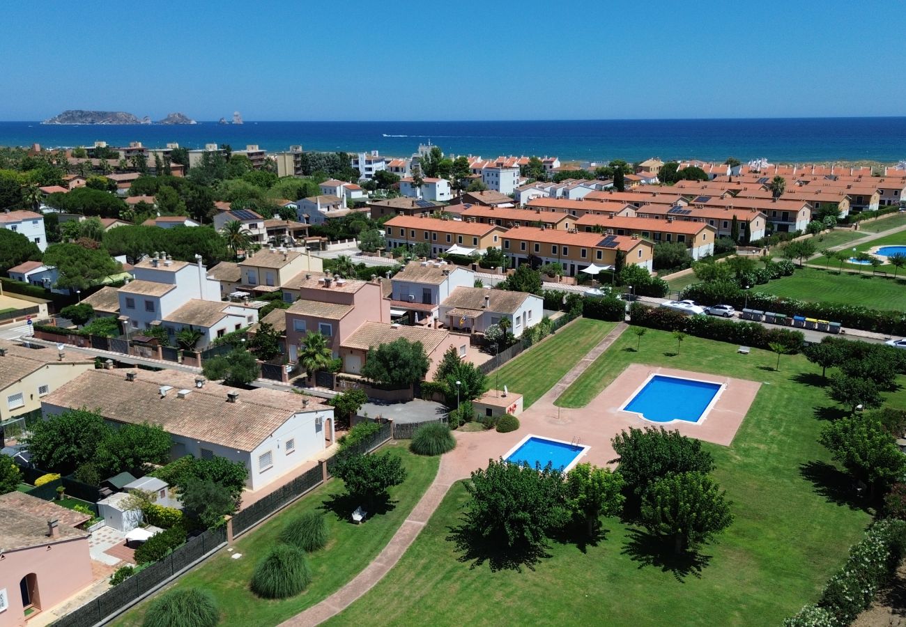 House in Torroella de Montgri - Daró 3DB 109 - 200m from the beach, pool, BBQ, WiFi