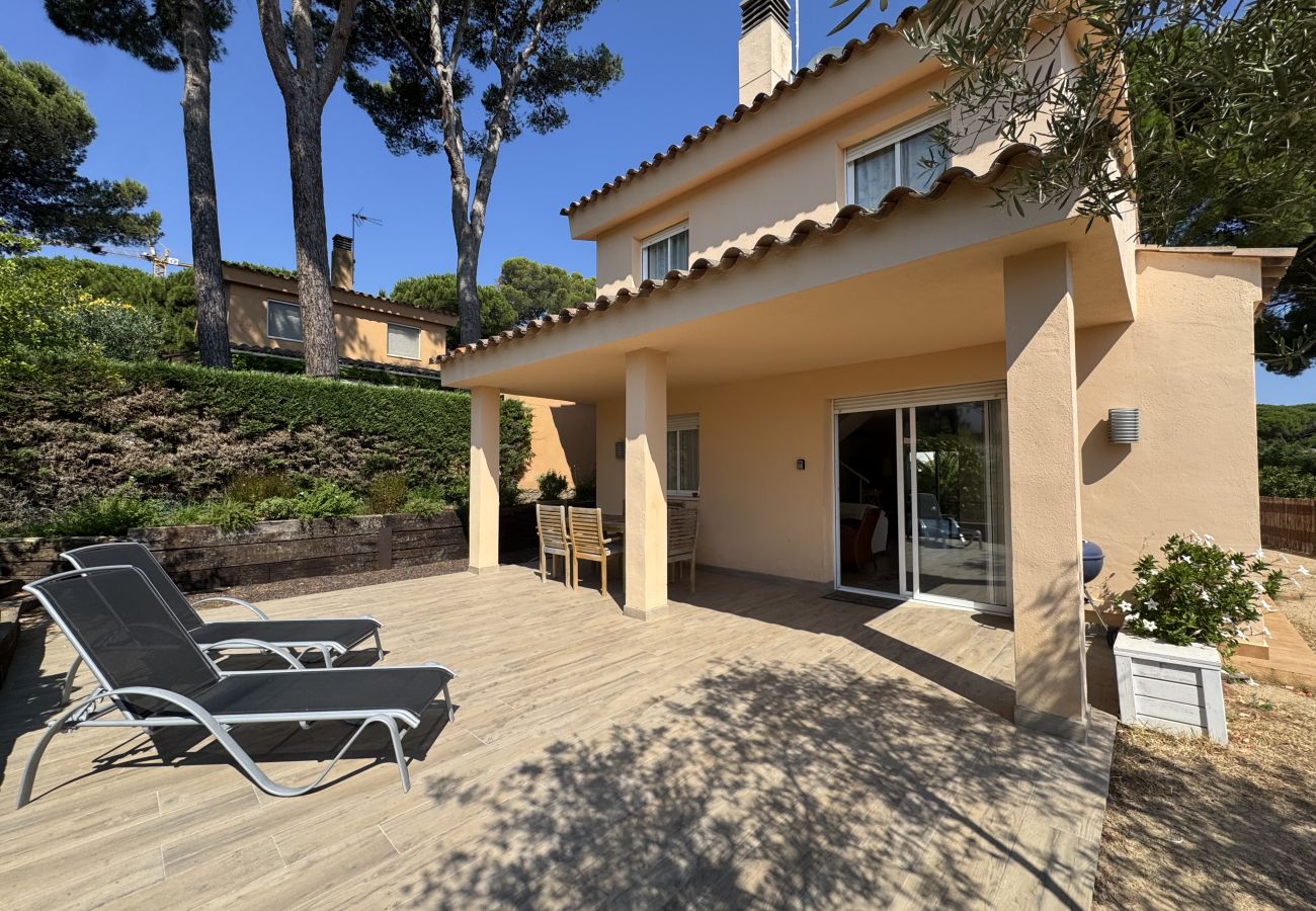 Villa in Pals - Pinamar 2 - Pool, A/C and near the beach