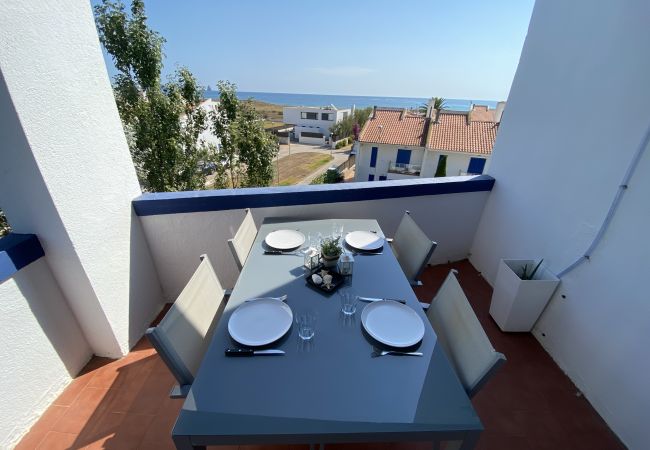 Apartment in Torroella de Montgri - TER 31C - Renewed, sea views, A/C and with pool Apartment in Torroella de Montgri - TER 31C - Renewed, sea views, A/C and with pool