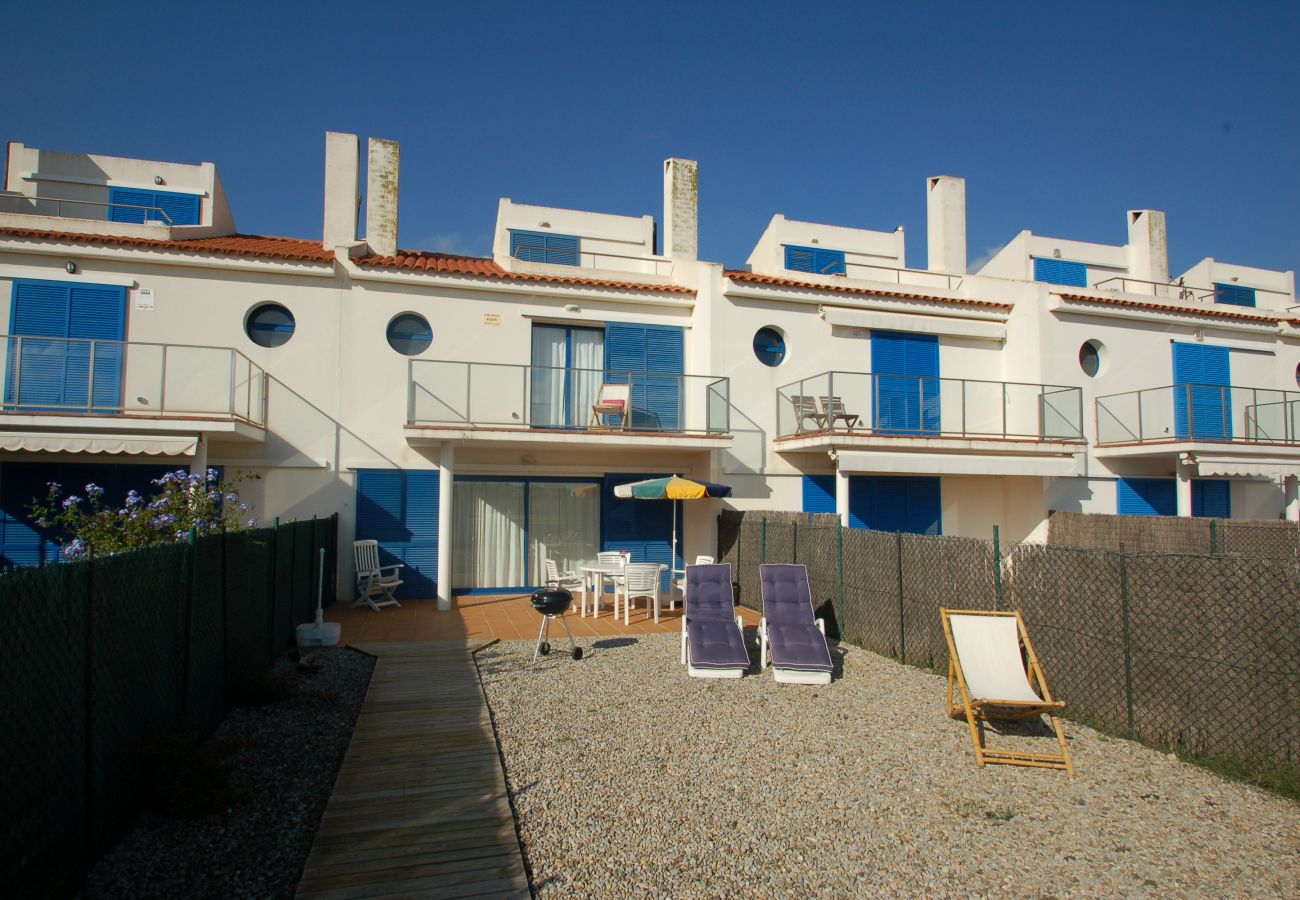 House in Torroella de Montgri - Les Dunes 09 - Beachfront, aricon and with pool