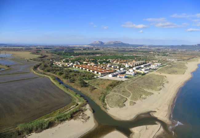 Apartment in Torroella de Montgri - TER 21D close to the beach, WiFI, BBQ