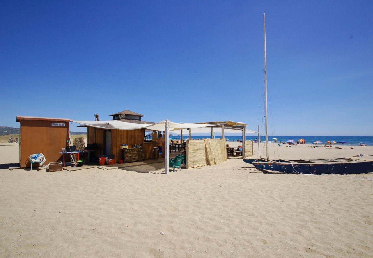 Apartment in Torroella de Montgri - TER 21D close to the beach, WiFI, BBQ