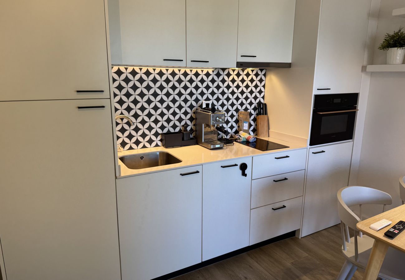 Apartment in Torroella de Montgri - TER  11C - renovated, 80m from the beach and with pool