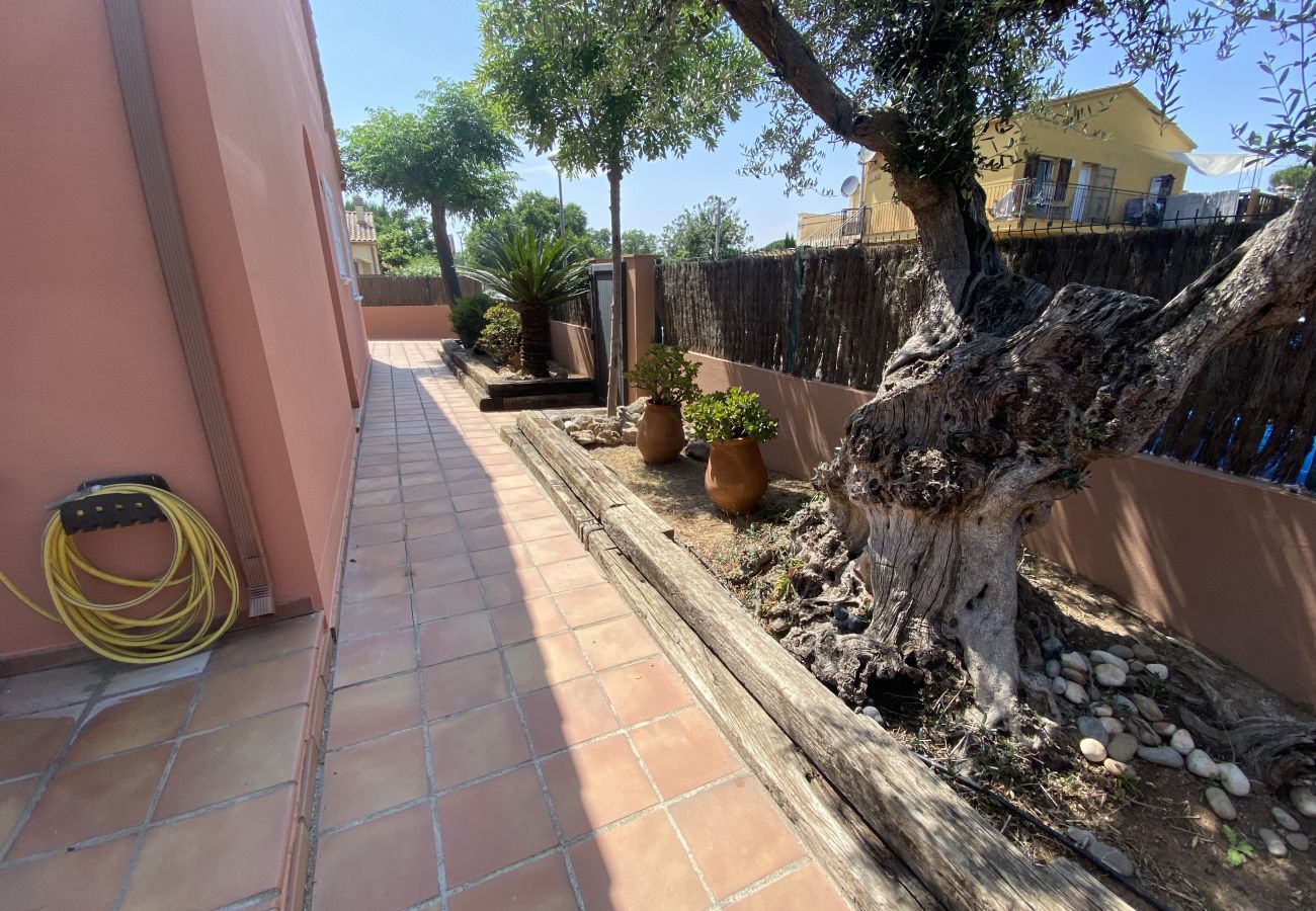 House in Torroella de Montgri - Daró 2D 167 - Community pool, corner house, A/C