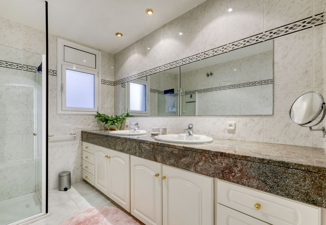 Villa in Estartit - CAP DE LA BARRA 60