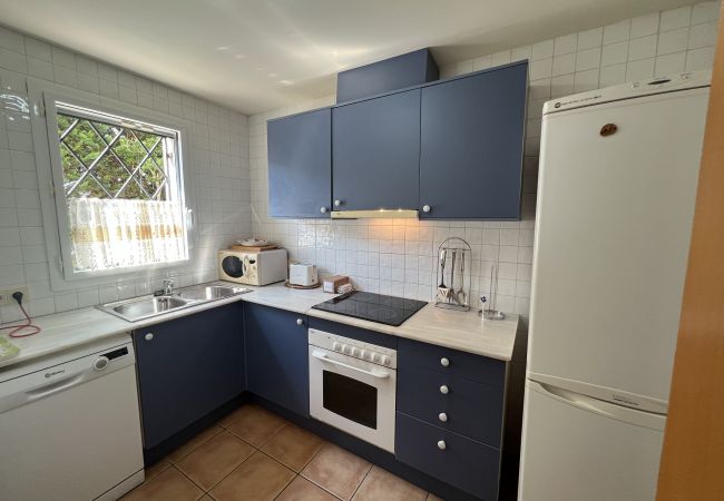 House in Torroella de Montgri - Daró 3D 35 - 150m from the beach, corner house and pool House in Torroella de Montgri - Daró 3D 35 - 150m from the beach, corner house and pool