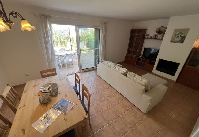 House in Torroella de Montgri - Daró 3D 35 - 150m from the beach, corner house and pool House in Torroella de Montgri - Daró 3D 35 - 150m from the beach, corner house and pool