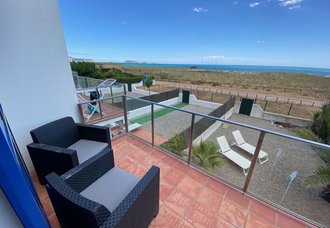 House in Torroella de Montgri - Les Dunes 06 - Beachfront, A/C, and with pool