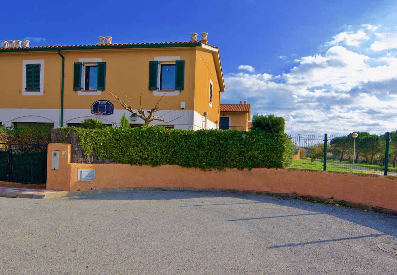 House in Torroella de Montgri - Daró 3D 49 - modern, pool, corner house, 250m from the beach