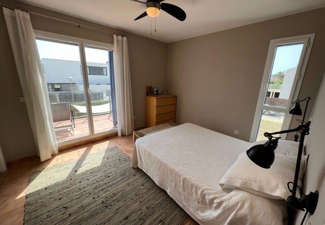 House in Torroella de Montgri - Les Dunes 4433 - 60m from the beach, pool and garden House in Torroella de Montgri - Les Dunes 4433 - 60m from the beach, pool and garden