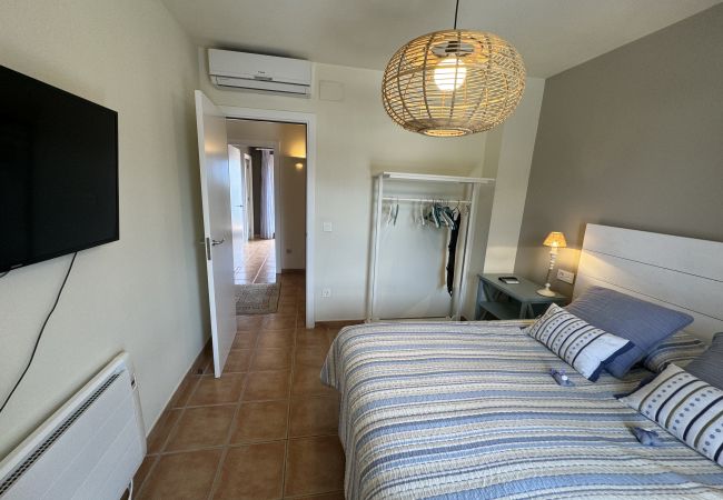 Terraced House in Torroella de Montgri - Les Dunes 107 - 60 m from the beach, aircon,  pool and garden Terraced House in Torroella de Montgri - Les Dunes 107 - 60 m from the beach, aircon,  pool and garden