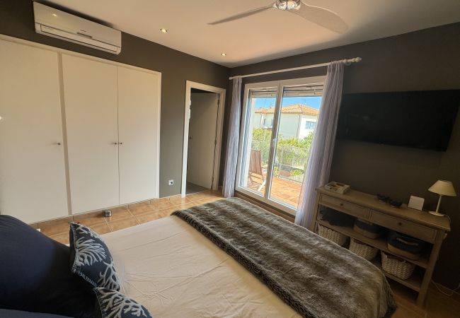 Terraced House in Torroella de Montgri - Les Dunes 107 - 60 m from the beach, aircon,  pool and garden Terraced House in Torroella de Montgri - Les Dunes 107 - 60 m from the beach, aircon,  pool and garden