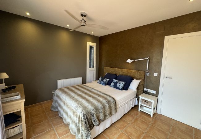 Terraced House in Torroella de Montgri - Les Dunes 107 - 60 m from the beach, aircon,  pool and garden Terraced House in Torroella de Montgri - Les Dunes 107 - 60 m from the beach, aircon,  pool and garden