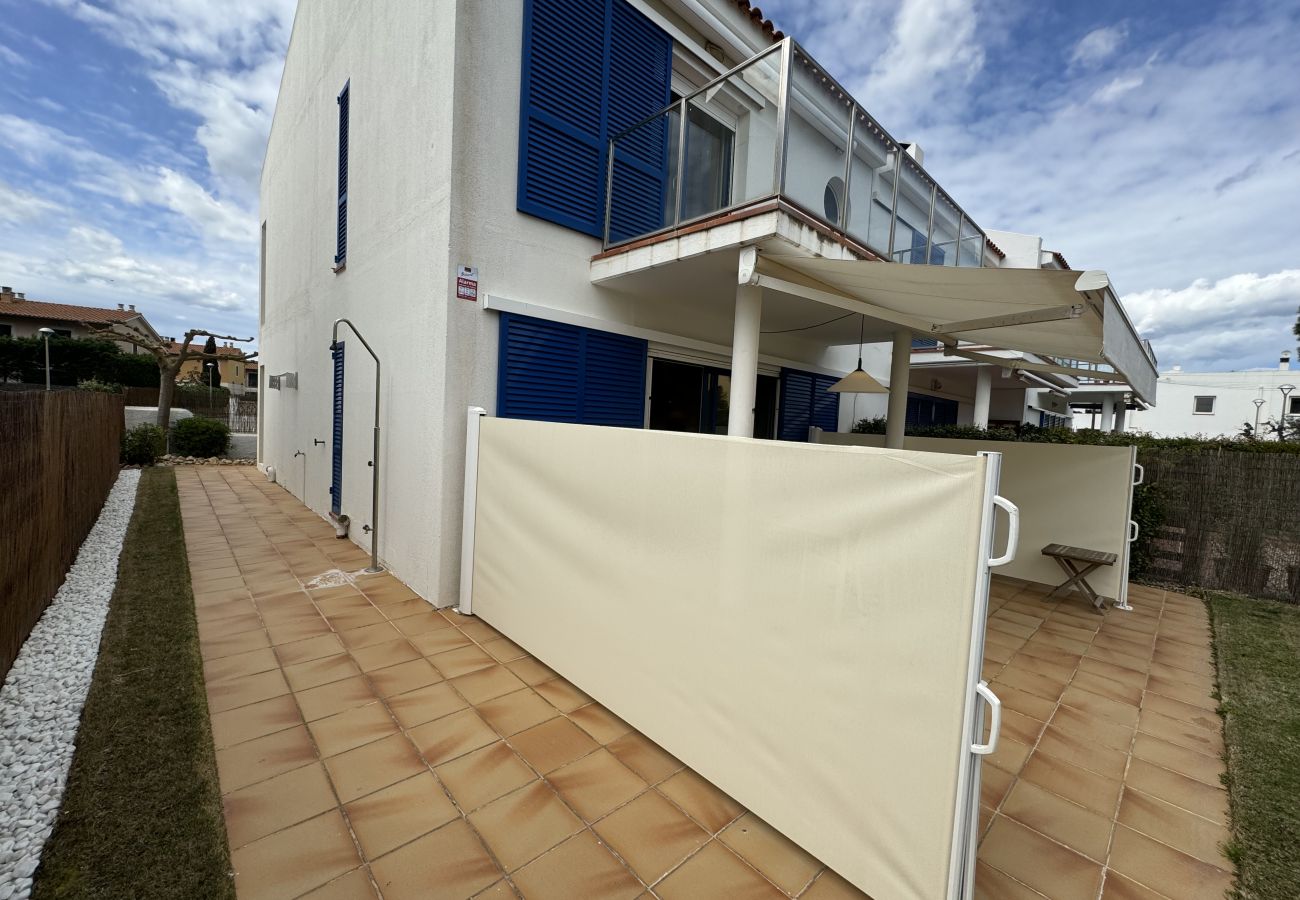 Townhouse in Torroella de Montgri - Les Dunes 107 - 60 m from the beach, aircon,  pool and garden