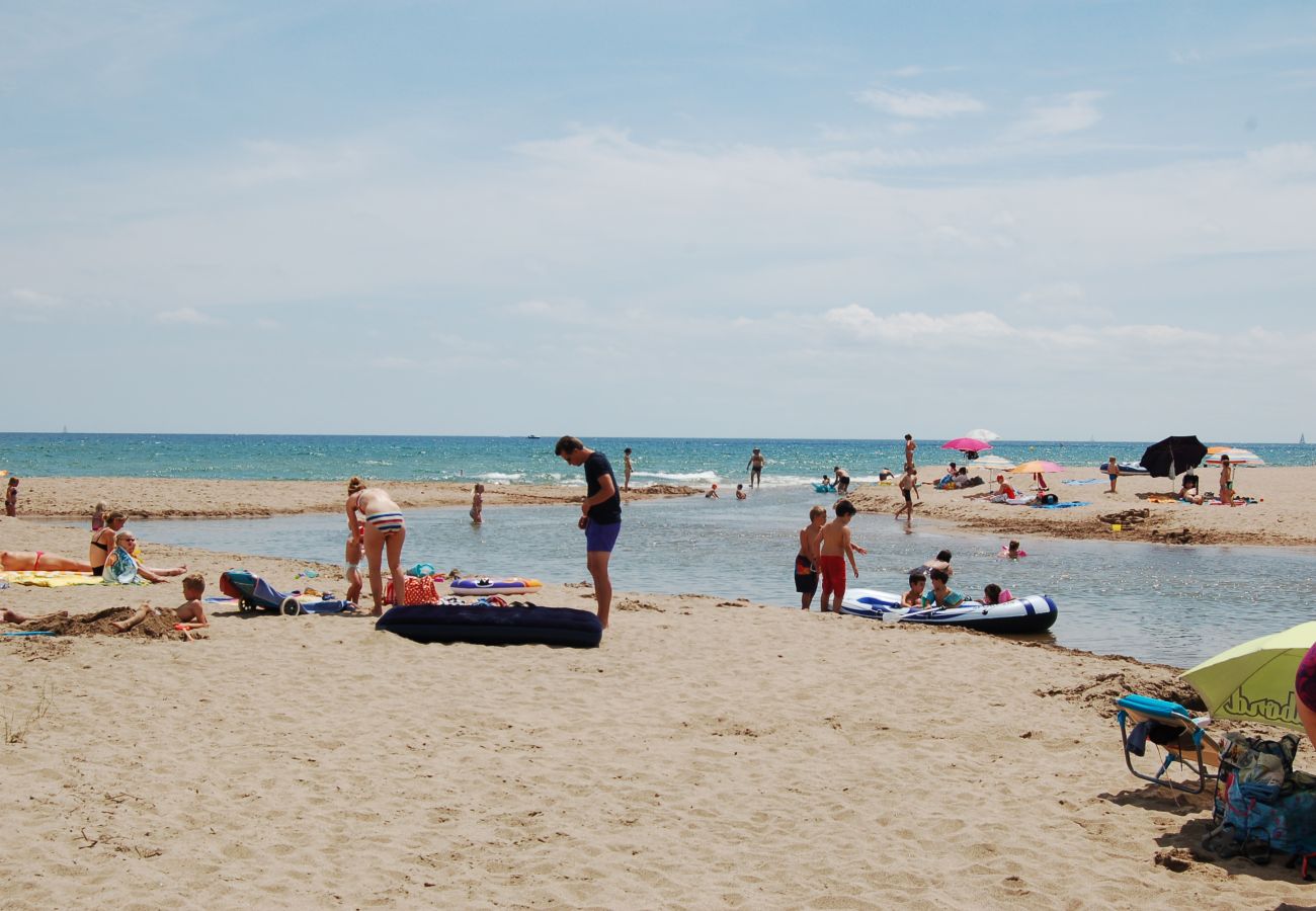 Townhouse in Torroella de Montgri - Les Dunes 107 - 60 m from the beach, aircon,  pool and garden